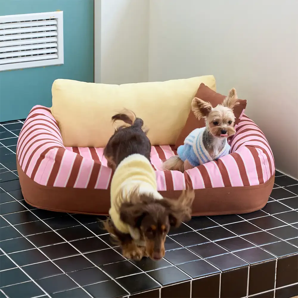 Trendy Striped Cozy Orthopedic Dog Sofa Bed - Snug Couch - News Pet Shop