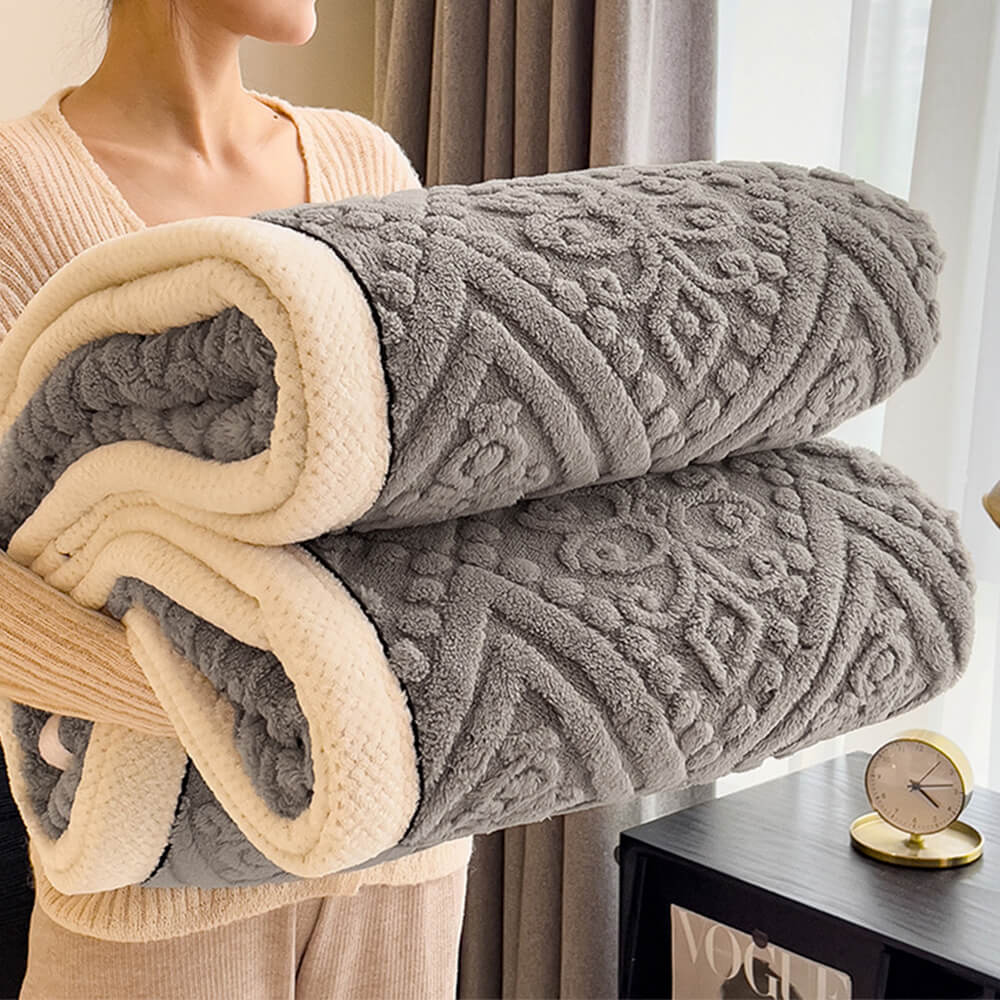 Baroque Style Embossed Milk Velvet Soft Fleece Blanket - News Pet Shop
