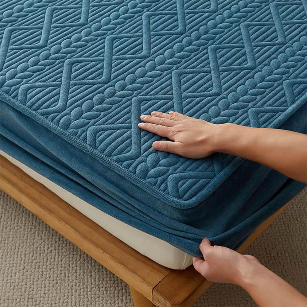 Wheat-Inspired Geometric Padding Quilted Milk Velvet Fitted Sheet Mattress Cover - News Pet Shop