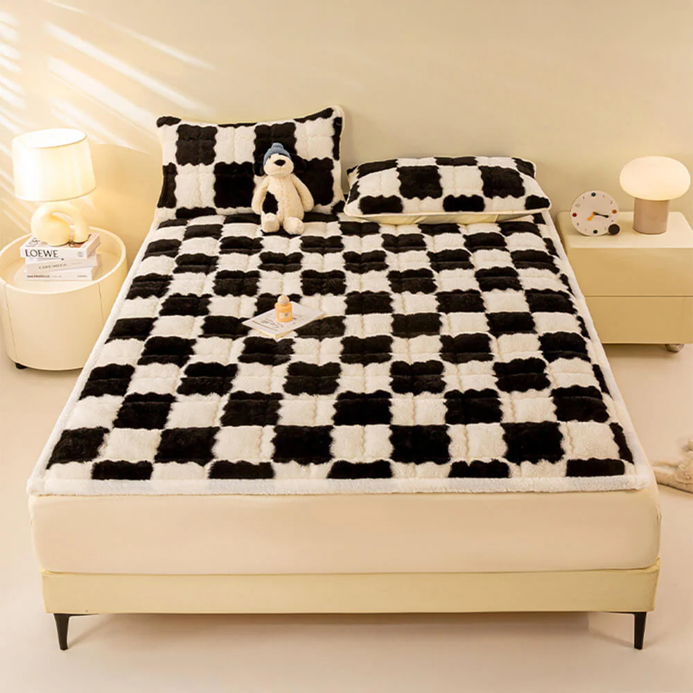 Warm Checkerboard Plush Mattress Topper and Pillowcase - News Pet Shop