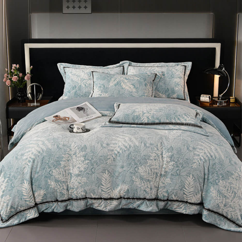 Premium Soft Stereoscopic Floral Trimmed Milk Velvet Bed Sheet Set - News Pet Shop