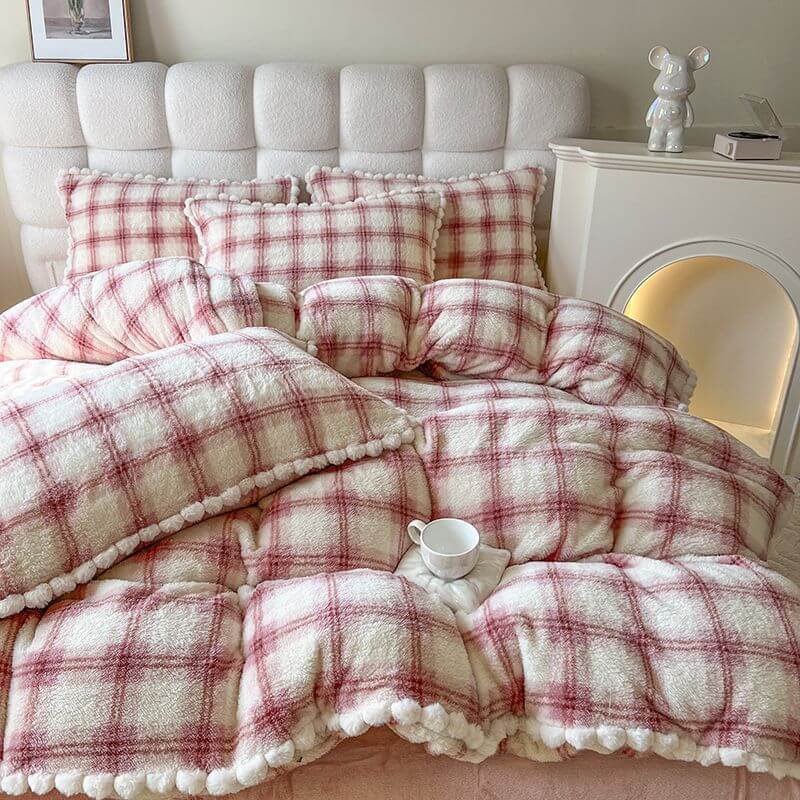 Trendy Fluffy Plaid Soft Plush Bed Sheet Set - News Pet Shop