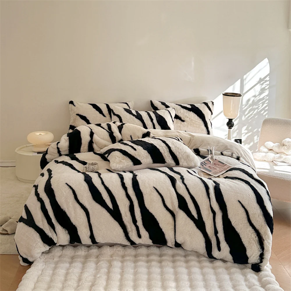 Zebra Thickened Fluffy Fur Bed Sheet Set - News Pet Shop