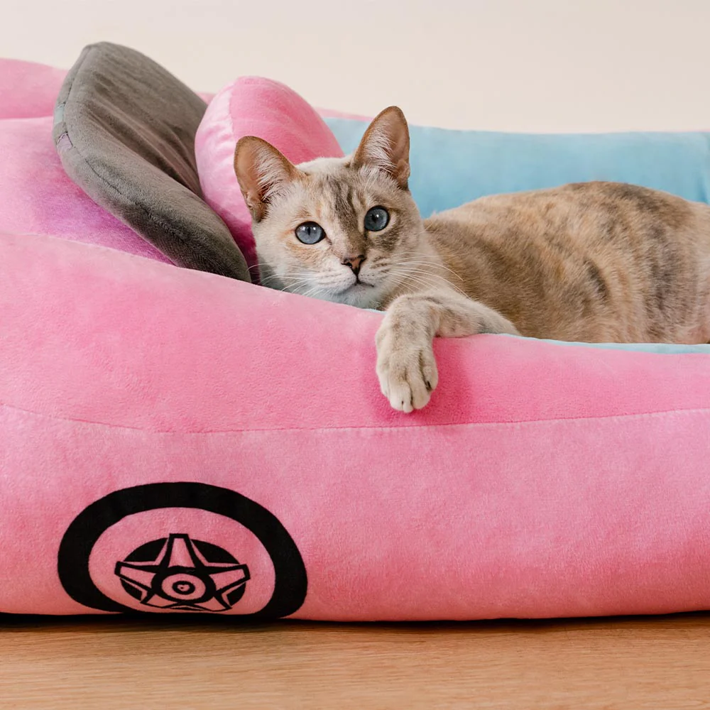 Classic Convertible Race Car Bolster Cat Bed - Fast  Fur - News Pet Shop