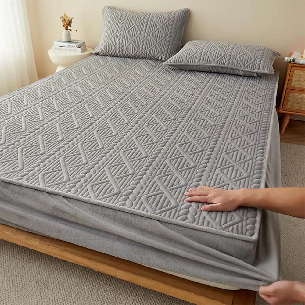 Wheat-Inspired Geometric Padding Quilted Milk Velvet Fitted Sheet Mattress Cover - News Pet Shop