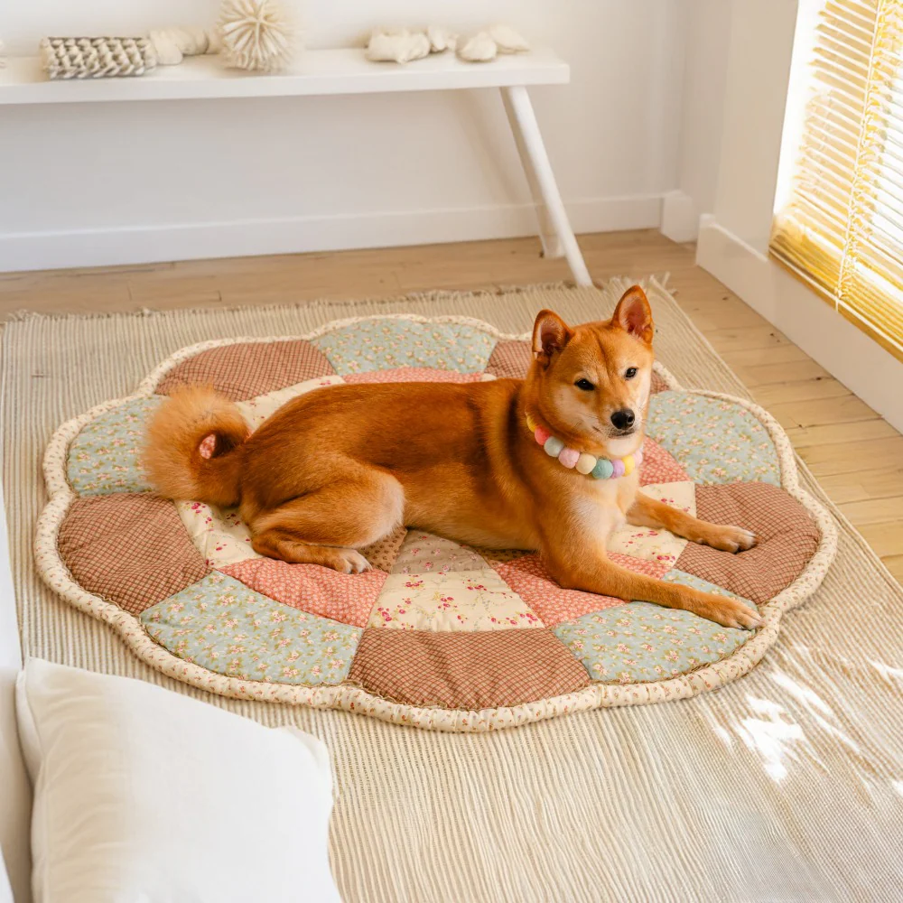 Large Flower Shape Floral Chic Pet Mat - News Pet Shop