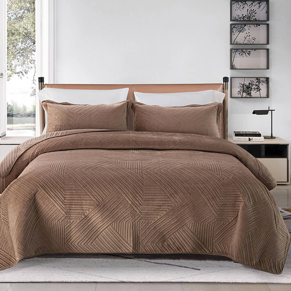 Casual Warm Geometric Quilted Crystal Velvet Bedspread - News Pet Shop