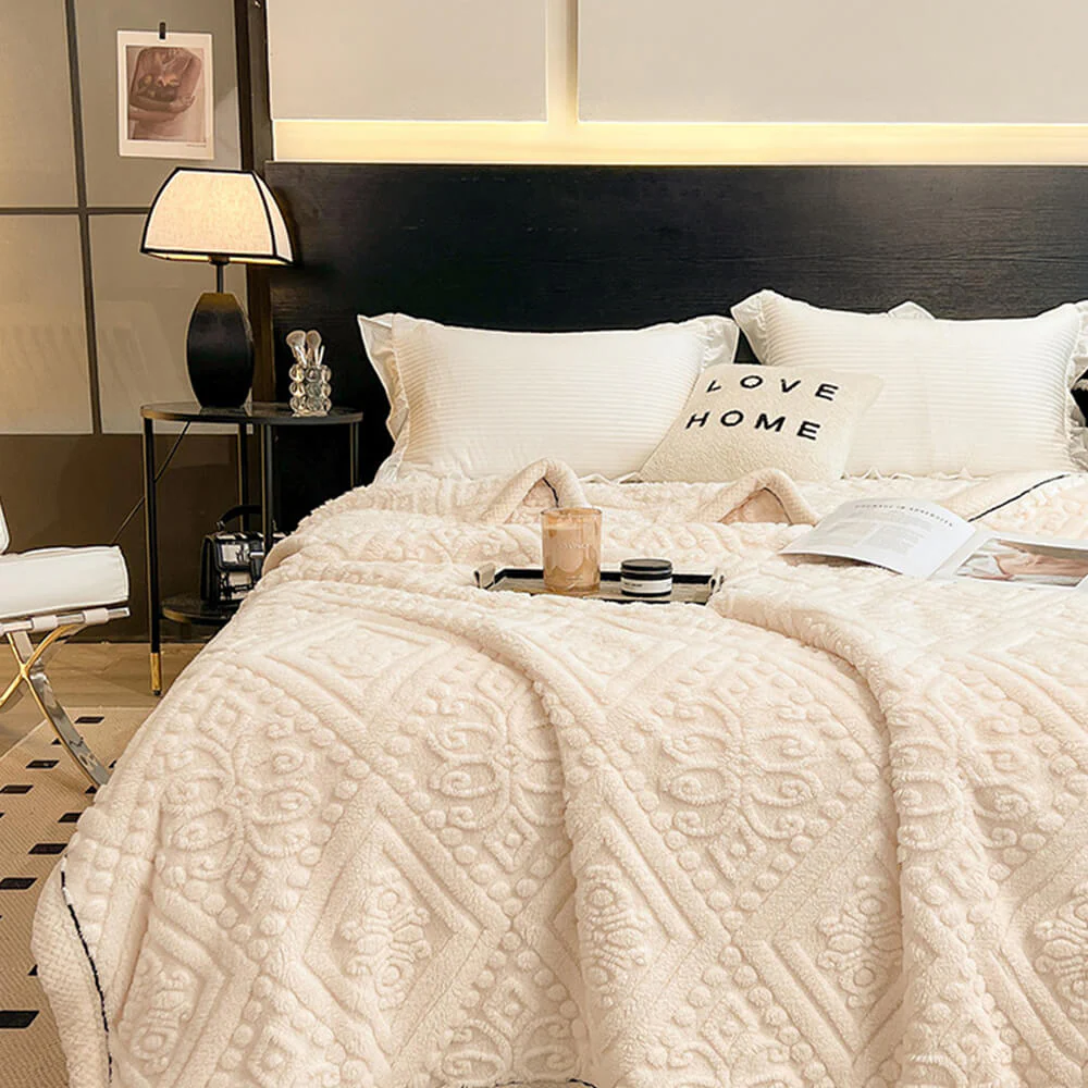 Baroque Style Embossed Milk Velvet Soft Fleece Blanket - News Pet Shop