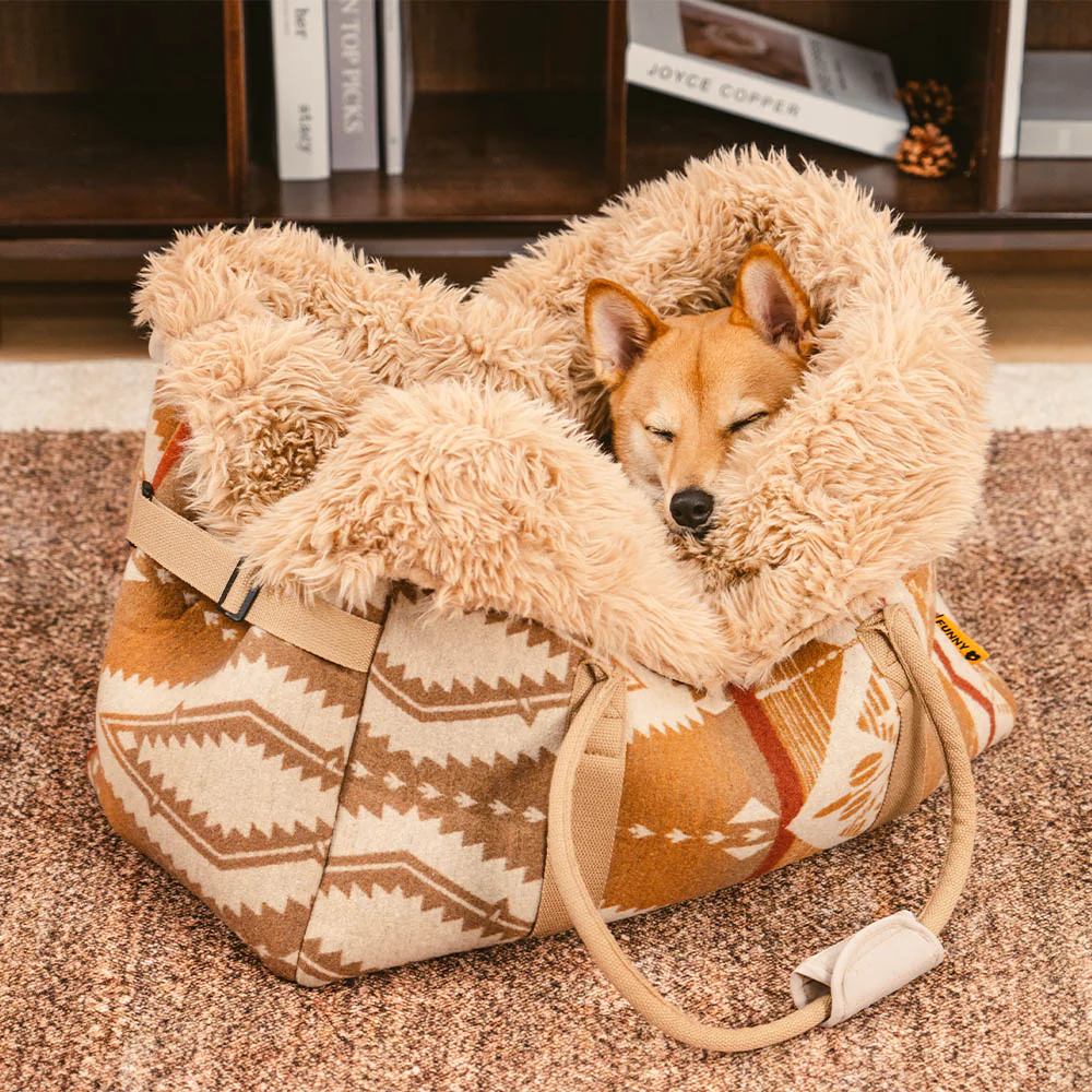 Large Reversible All-Season Indie Boho Pet Carrier and Dog Snuggle Sleeping Bag - Wondernap - News Pet Shop
