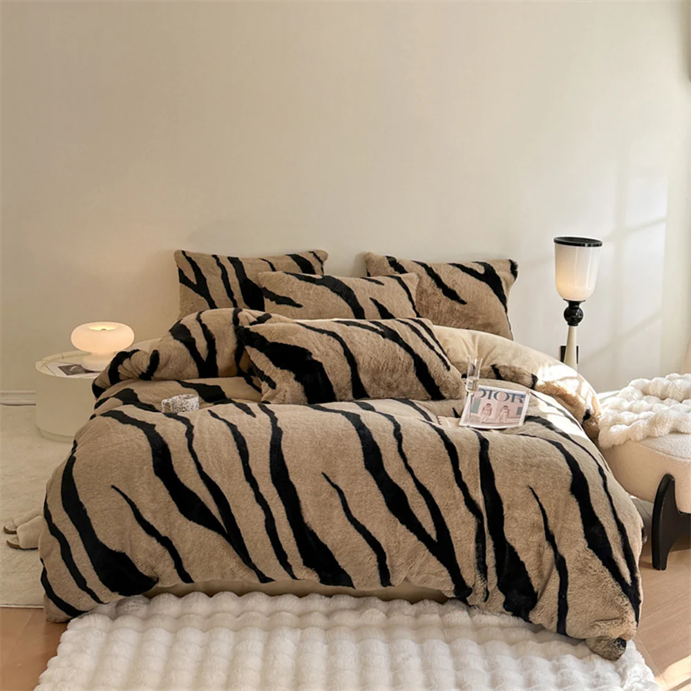Zebra Thickened Fluffy Fur Bed Sheet Set - News Pet Shop